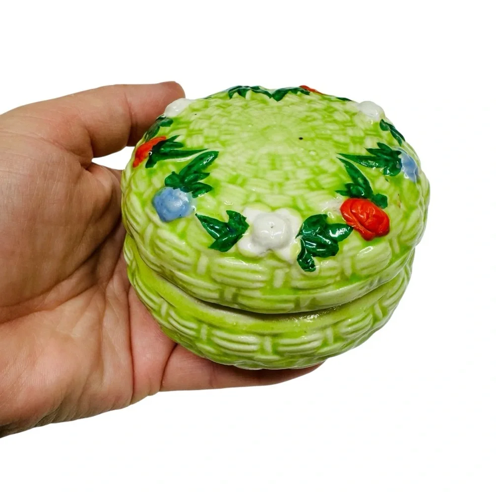 Vintage Basket Weave Jewelry Trinket Box Glazed Ceramic Jar Flowers Green